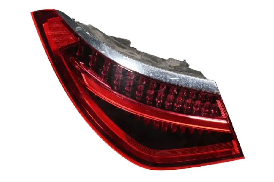 LEFT REAR LAMP LED